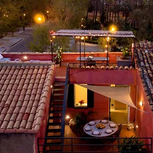 https://palermo-magic-house.sicilyhotelsitaly.net