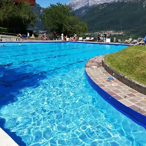 https://attico-with-big-terrace-in-residence-with-pool.it-lombardy.com